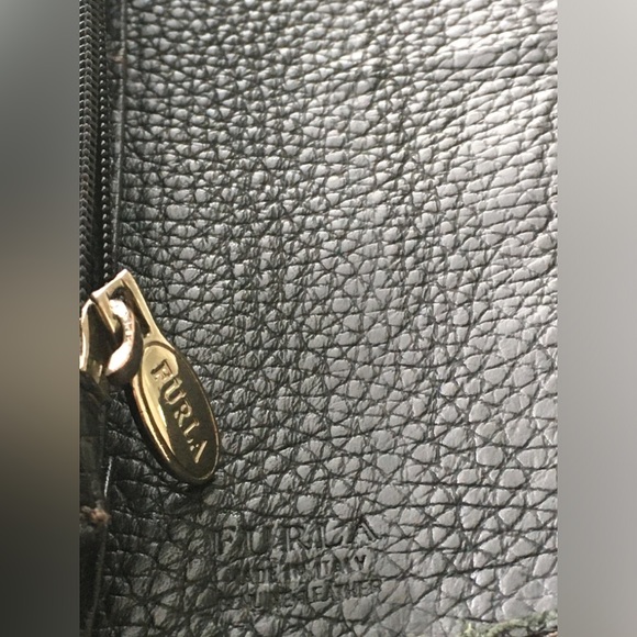 OFFERS WELCOMED - Authentic Furla Genuine Leather Long Wallet - Picture 8 of 10